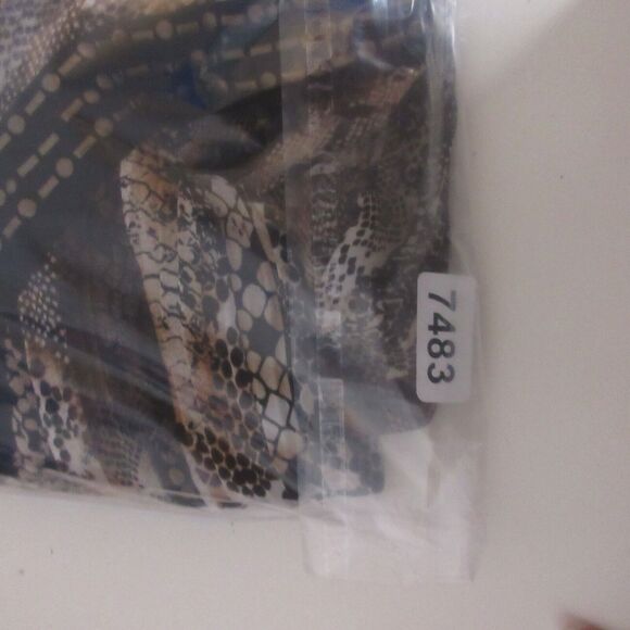 Catherines Top Tunic Plus 4X Snake Print Crinkle Studded Asymmetrical - Picture 11 of 11